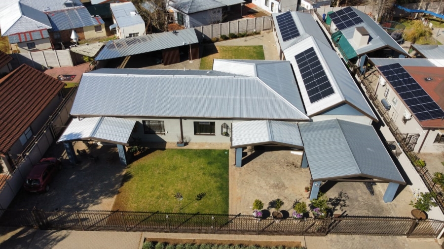 4 Bedroom Property for Sale in Park West Free State